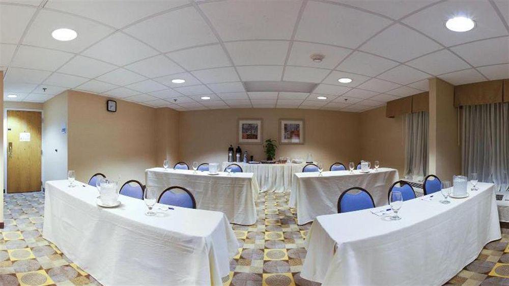Holiday Inn Express Wilkes Barre East By Ihg Buitenkant foto